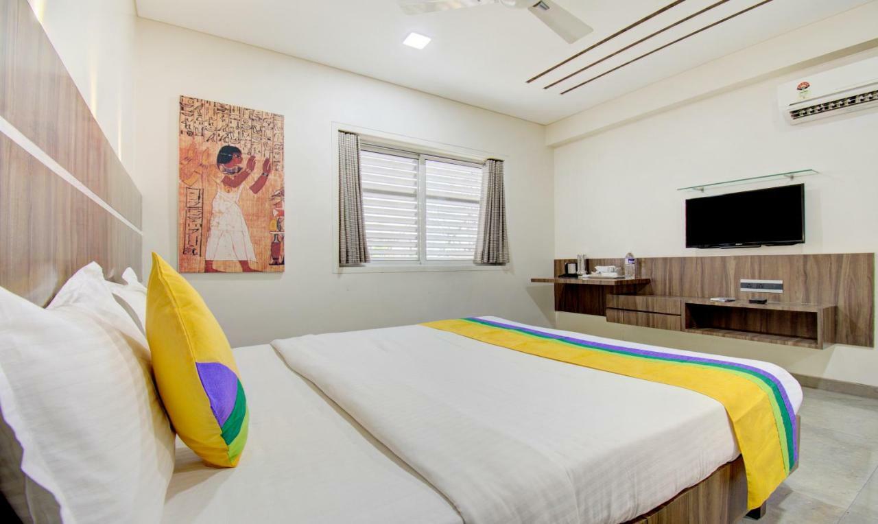 Treebo Lalaji'S Executive Hotel Aurangabad  Ngoại thất bức ảnh